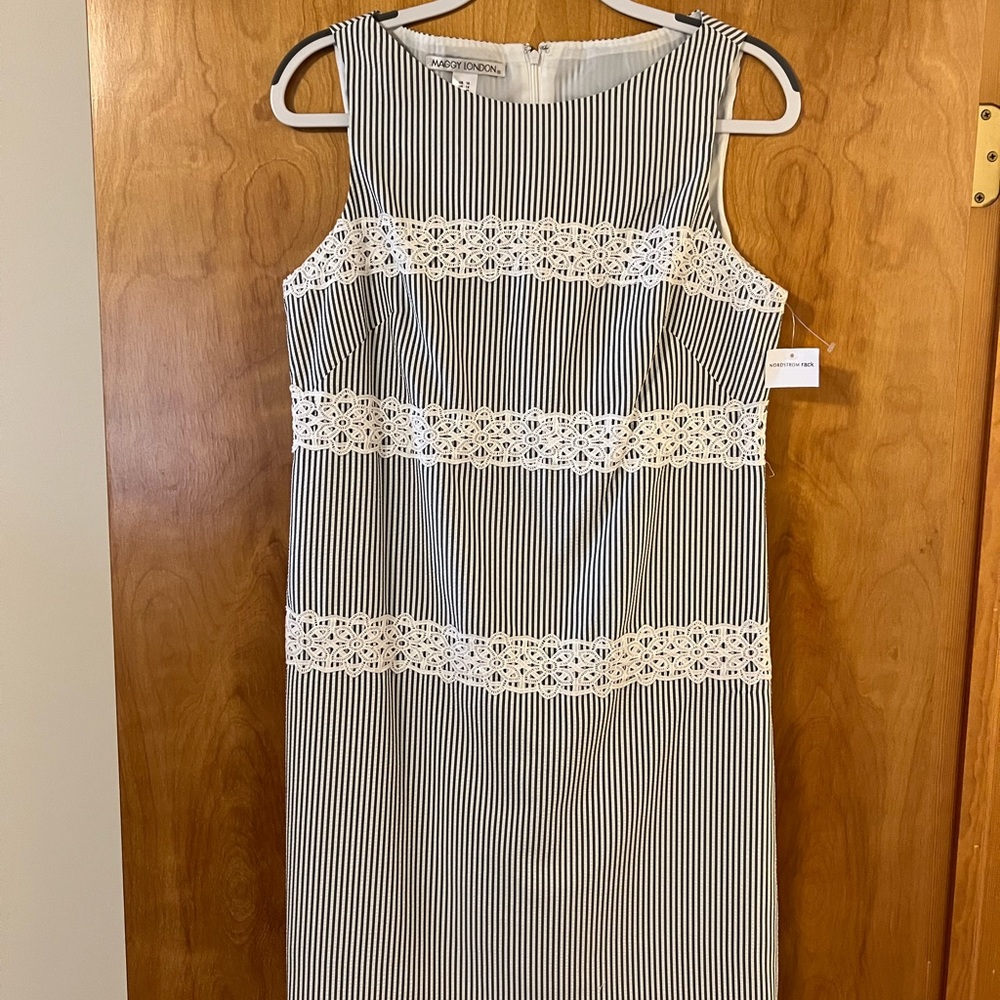 Maggy London Womens Sleeveless Striped Sheath Dress With Embroidery NWT Size 10